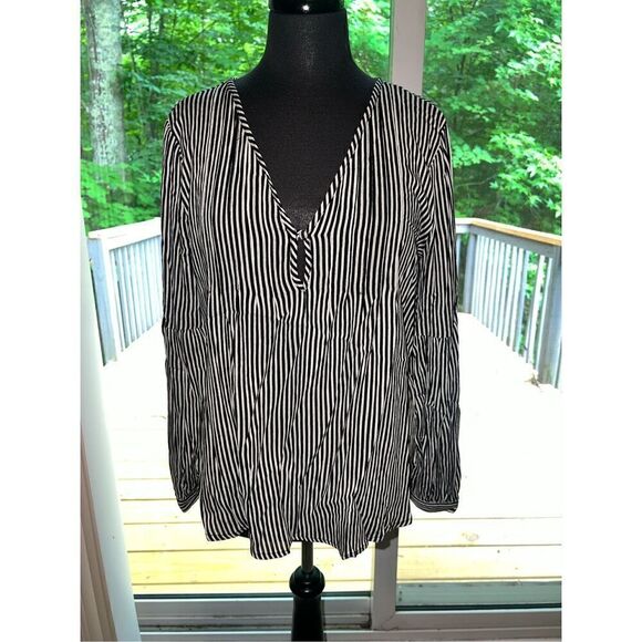 Amuse Society Stripped Top - Picture 1 of 4